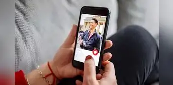 Justicia en España condena a hombre a dos años de cárcel por abuso sexual en cita concertada por Tinder Justicia en España condena a hombre a dos años de cárcel por abuso sexual en cita concertada por Tinder