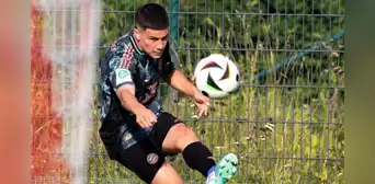 Quién es el joven peruano de 18 años que es titular en el Bayern Múnich contra Grasshopper por el amistoso Quién es el joven peruano de 18 años que es titular en el Bayern Múnich contra Grasshopper por el amistoso