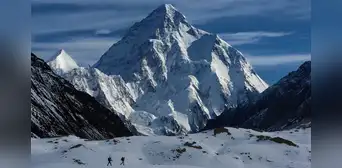 Tragedia en la cima del K2: montañista china fallece por desprendimiento de rocas Tragedia en la cima del K2: montañista china fallece por desprendimiento de rocas