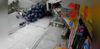 Tragedia en la entrada de Pasamayito: al menos 3 fallecidos deja violento triple choque en Collique, Comas
