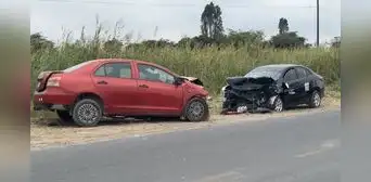 Docentes mueren tras triple choque vehicular en Piura Docentes mueren tras triple choque vehicular en Piura