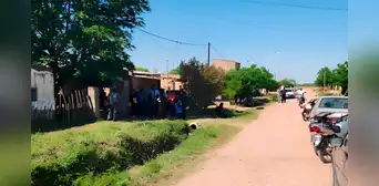 La insólita historia de un joven argentino que llevaba 3 días muerto y su familia pensó que lo resucitarían rezando La insólita historia de un joven argentino que llevaba 3 días muerto y su familia pensó que lo resucitarían rezando