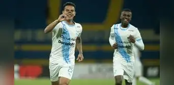 Sporting Cristal venció a Deportivo Binacional y está en lo más alto del Torneo Clausura Sporting Cristal venció a Deportivo Binacional y está en lo más alto del Torneo Clausura
