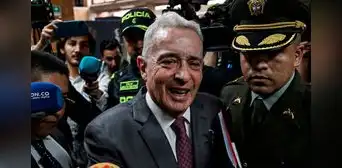 Justicia de Colombia ordenó libertad inmediata del expresidente Álvaro Uribe Vélez mientras apela condena