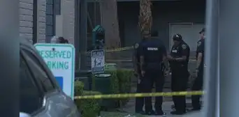 Escalofriante caso en Texas: Policía sigue a tres niños que buscaban comida y descubre a sus padres sin vida en casa Escalofriante caso en Texas: Policía sigue a tres niños que buscaban comida y descubre a sus padres sin vida en casa