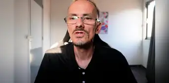 Streamer francés muere en pleno directo después de 10 días de transmisión ininterrumpidos: "Fue humillado y maltratado" Streamer francés muere en pleno directo después de 10 días de transmisión ininterrumpidos: "Fue humillado y maltratado"