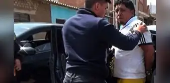 Padre y su hijo de 16 años extorsionaban a empresario en La Libertad: PNP los capturó tras exigir S/5.000 Padre y su hijo de 16 años extorsionaban a empresario en La Libertad: PNP los capturó tras exigir S/5.000