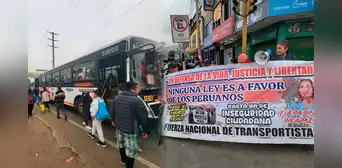 Violencia marcó paro de transportistas: chofer fue baleado durante jornada de protesta acatada por 450 empresas de transporte Violencia marcó paro de transportistas: chofer fue baleado durante jornada de protesta acatada por 450 empresas de transporte