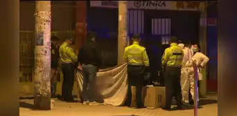Desconocidos asesinan a balazos a hombre frente a casa de apuestas en San Martín de Porres Desconocidos asesinan a balazos a hombre frente a casa de apuestas en San Martín de Porres