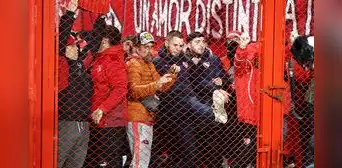 Identifican a barristas de Independiente que atacaron a hinchas de U. de Chile: serán imputados por intento de homicidio