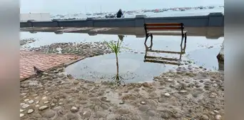 Oleaje anómalo inunda Plaza Grau y cierran malecón en La Punta: Gore Callao emitió alerta y restringió el tránsito Oleaje anómalo inunda Plaza Grau y cierran malecón en La Punta: Gore Callao emitió alerta y restringió el tránsito