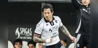 DT de Gianluca Lapadula tomó radical decisión con el peruano en la Serie B: "No va a jugar los 90 minutos"