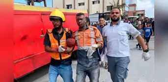 Israel asesina a 5 periodistas de AP y Reuters durante ataque a hospital de Gaza que dejó un total de 15 muertos Israel asesina a 5 periodistas de AP y Reuters durante ataque a hospital de Gaza que dejó un total de 15 muertos