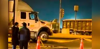Adulto mayor se resbala sobre la pista y muere atropellado por tráiler en la avenida Néstor Gambetta, en Callao