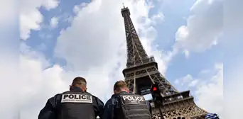 Menores de edad son imputados por terrorismo en Francia tras preparar atentados contra la torre Eiffel y sinagogas