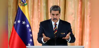 Maduro califica de "masiva y ejemplar" jornada de alistamiento para defender la soberanía venezolana ante amenazas de EEUU Maduro califica de "masiva y ejemplar" jornada de alistamiento para defender la soberanía venezolana ante amenazas de EEUU