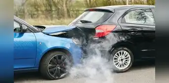 Los accidentes más comunes en carretera y cómo prevenirlos con simples precauciones Los accidentes más comunes en carretera y cómo prevenirlos con simples precauciones