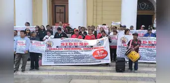 Docentes de institutos tecnológicos cumplen 16 días de huelga indefinida con plantón en la catedral de Chiclayo Docentes de institutos tecnológicos cumplen 16 días de huelga indefinida con plantón en la catedral de Chiclayo