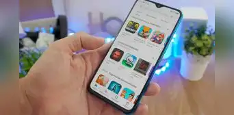 Jefe de Android sobre instalación de apps fuera de Play Store: "Se reforzará la seguridad sin tocar la libertad" Jefe de Android sobre instalación de apps fuera de Play Store: "Se reforzará la seguridad sin tocar la libertad"
