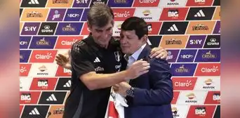Revelan hasta cuándo se quedaría Óscar Ibáñez en la selección peruana: "Tuvo una conversación con Agustín Lozano"