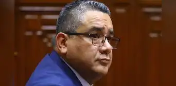 Juan José Santiváñez: Poder Judicial otorga permiso especial al ministro de justicia para salir del país
