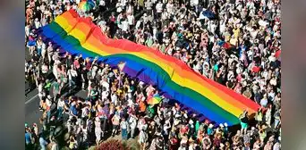 Hungría prohíbe Marcha del Orgullo en medio de represión contra colectivo LGTBIQ+ Hungría prohíbe Marcha del Orgullo en medio de represión contra colectivo LGTBIQ+