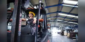 Mantenimiento preventivo: la estrategia esencial para cuidar tu montacargas y evitar costosas fallas Mantenimiento preventivo: la estrategia esencial para cuidar tu montacargas y evitar costosas fallas