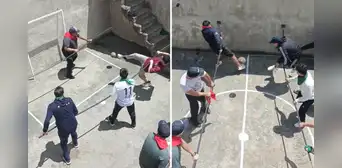 Hombres imitan fulbito de mesa en vida real y redes estallan: "Qué estafa, no giran" Hombres imitan fulbito de mesa en vida real y redes estallan: "Qué estafa, no giran"