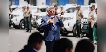 Gestión de César Acuña compró 100 camionetas para la PNP presuntamente sobrevaloradas en medio de crisis por inseguridad Gestión de César Acuña compró 100 camionetas para la PNP presuntamente sobrevaloradas en medio de crisis por inseguridad