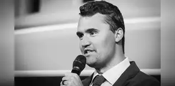 ¿Quién fue Charlie Kirk, aliado de Trump y activista conservador que fue asesinado de un tiro en una universidad de Utah? ¿Quién fue Charlie Kirk, aliado de Trump y activista conservador que fue asesinado de un tiro en una universidad de Utah?