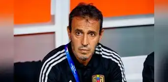 Venezuela despidió al DT Fernando Batista y todo su comando técnico un día después de quedar fuera del repechaje Venezuela despidió al DT Fernando Batista y todo su comando técnico un día después de quedar fuera del repechaje