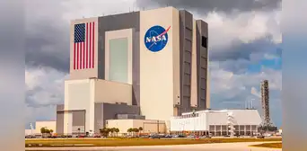Gobierno de Trump prohíbe a científicos chinos participar en programas de la NASA ahora que China planea poner una base en la Luna