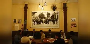 El Queirolo y el jirón Quilca en los tiempos de la dictadura de Fujimori El Queirolo y el jirón Quilca en los tiempos de la dictadura de Fujimori