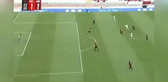 ¡Para cerrar el estadio! Jairo Concha empata para Universitario ante Melgar con golazo desde fuera del área