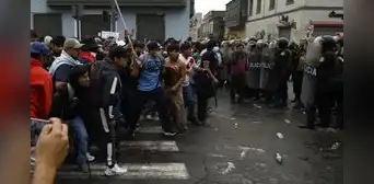 Colectivos ciudadanos y jóvenes llaman a marcha contra Dina Boluarte y el Congreso para este 20 y 21 de septiembre Colectivos ciudadanos y jóvenes llaman a marcha contra Dina Boluarte y el Congreso para este 20 y 21 de septiembre