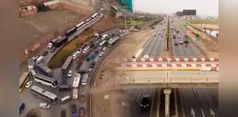 Rutas de Lima y Municipalidad de Lima enfrentados por Puente Conchán: caos vehicular y advierten colapso vial en la Panamericana Sur Rutas de Lima y Municipalidad de Lima enfrentados por Puente Conchán: caos vehicular y advierten colapso vial en la Panamericana Sur
