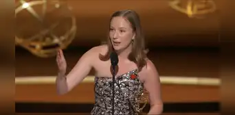 Hannah Einbinder en los Emmy 2025: "Liberen a Palestina" Hannah Einbinder en los Emmy 2025: "Liberen a Palestina"