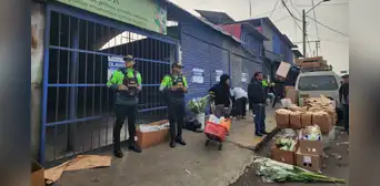 Cierran Mercado de Flores en Rímac y desalojan a comerciantes: denuncian pérdidas de hasta S/20,000 Cierran Mercado de Flores en Rímac y desalojan a comerciantes: denuncian pérdidas de hasta S/20,000