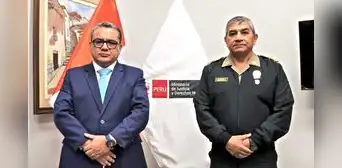 Santiváñez se burla de mandato judicial y reconoce a suspendido general Zanabria