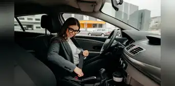 Objetos básicos que todo conductor debe llevar en su auto para emergencias viales, ¿cuáles son? Objetos básicos que todo conductor debe llevar en su auto para emergencias viales, ¿cuáles son?
