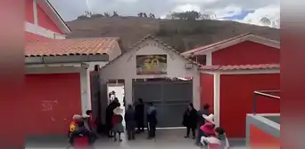 Menor de 13 años pierde dedos de la mano tras manipular explosivo dentro de su colegio en Cajamarca Menor de 13 años pierde dedos de la mano tras manipular explosivo dentro de su colegio en Cajamarca