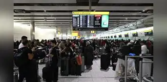 Ciberataque provoca retrasos y cancelaciones en importantes aeropuertos de Europa Ciberataque provoca retrasos y cancelaciones en importantes aeropuertos de Europa