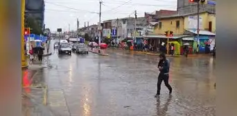 Senamhi emite alerta naranja por inicio de temporada de lluvias en diferentes regiones del país Senamhi emite alerta naranja por inicio de temporada de lluvias en diferentes regiones del país