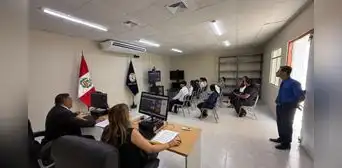 Jueces escolares conocieron el funcionamiento de los juzgados de Paz Letrado de Piura
