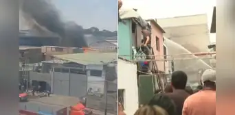 Voraz incendio en el Callao arrasa dos quintas y amenaza 46 viviendas en Av. Argentina: 8 unidades de Bomberos atienden la emergencia Voraz incendio en el Callao arrasa dos quintas y amenaza 46 viviendas en Av. Argentina: 8 unidades de Bomberos atienden la emergencia