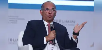 Ex MEF, Luis MIguel Castilla, advierte que controversias internacionales ponen en riesgo hasta 2,3% del PBI peruano Ex MEF, Luis MIguel Castilla, advierte que controversias internacionales ponen en riesgo hasta 2,3% del PBI peruano