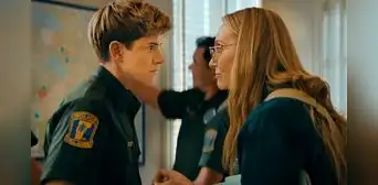 Wayward Netflix reparto: Mae Martin y todo el elenco de actores y personajes de 'Incontrolables'