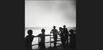 Exposición “El sol de Lima. La imagen del verano popular (1978–2015)” en el ICPNA Exposición “El sol de Lima. La imagen del verano popular (1978–2015)” en el ICPNA
