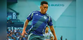 Christian Cueva volvió a Ecuador y se reincorpora al Emelec luego de estar una semana de rehabilitación en el Perú Christian Cueva volvió a Ecuador y se reincorpora al Emelec luego de estar una semana de rehabilitación en el Perú