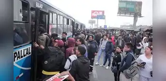 ¿Cómo va el paro de transportistas hoy? La ruta hacia el Congreso y las principales vías afectadas ¿Cómo va el paro de transportistas hoy? La ruta hacia el Congreso y las principales vías afectadas